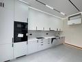 3-комнатная квартира · 120.6 м² · 4/14 этаж, Сарайшык 34а за 210 млн ₸ в Астане, Есильский р-н — фото 3