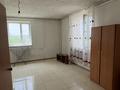 1-комнатная квартира · 37 м² · 3/3 этаж, Алтайская 34/2 за 80 000 ₸ в Усть-Каменогорске — фото 2