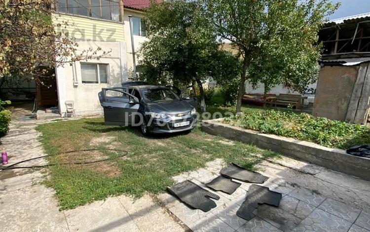 Жеке үй · 4 бөлме · 100 м² · 4 сот., мкр Думан-1, Бурабай 40/1 — Абжаппарова 1, бағасы: 70 млн ₸ в Алматы, Медеуский р-н — фото 12