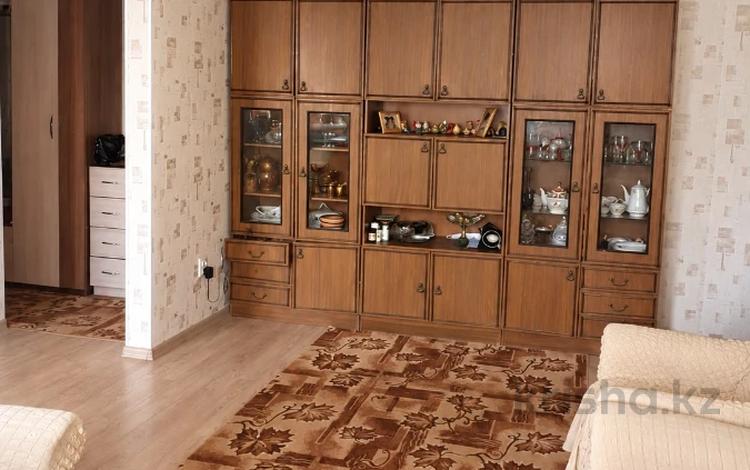 3-бөлмелі пәтер · 58.5 м² · 1/5 қабат, Едыге Би 63, бағасы: 20 млн ₸ в Павлодаре — фото 4