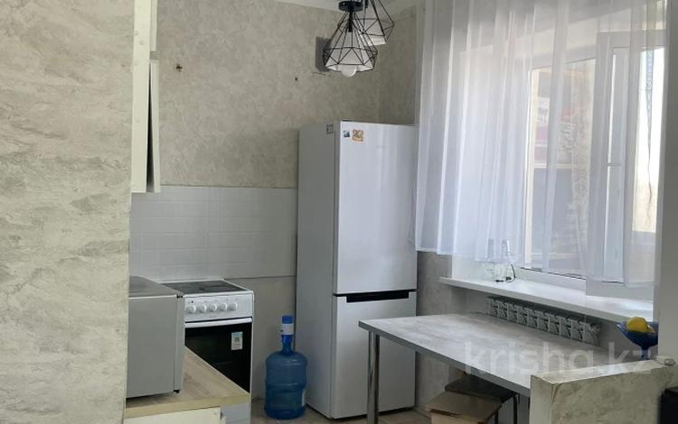2-бөлмелі пәтер · 43.8 м² · 4/5 қабат, Узкоколейная 4к3, бағасы: 18 млн ₸ в Костанае — фото 3