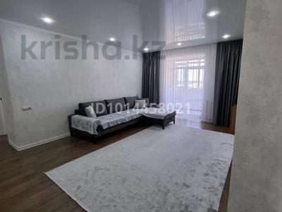 3-бөлмелі пәтер · 90.7 м² · 10/10 қабат, Гоголя 106 — рынок, бағасы: 57 млн ₸ в Семее