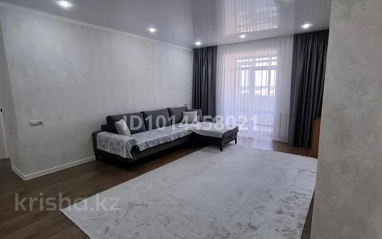 3-бөлмелі пәтер · 90.7 м² · 10/10 қабат, Гоголя 106 — рынок, бағасы: 57 млн ₸ в Семее — фото 2