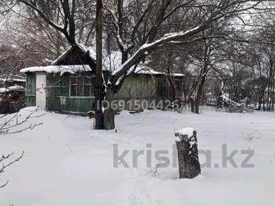 Продажа домов и дачи в Алматинской обл.: Дача · 3 комнаты · 111 м² · 16 сот., Полиграфист 9 за 8.5 млн 〒 Дача · 3 комнаты · 111 м² · 16 сот., Полиграфист 9 за 8.5 млн 〒 в