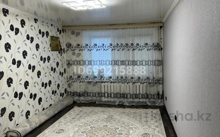 2-комнатная квартира · 47.4 м² · 1/5 этаж, 50 лет октябрь 15 за 10 млн ₸ в Рудном — фото 2