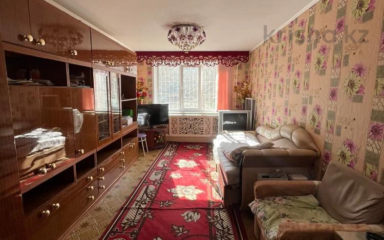 3-комнатная квартира, 70 м², 1/5 этаж, Малайсары Батыра 33 за 19.4 млн 〒 в Павлодаре — фото 2