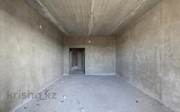 3-комнатная квартира · 91.3 м² · 3/5 этаж, мкр. Алтын орда за 24 млн ₸ в Актобе — фото 2