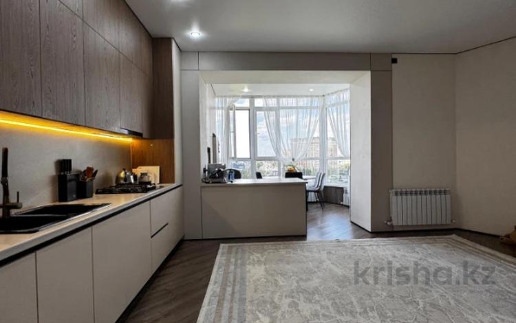 3-комнатная квартира · 87.9 м² · 6/10 этаж, мкр. Алтын орда, Санкибай Батыра пр-т за 37 млн ₸ в Актобе — фото 18