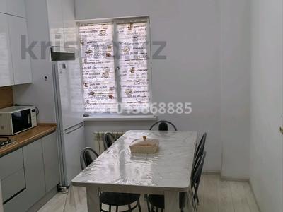 3-бөлмелі пәтер · 91 м² · 3/12 қабат, 33-ш/а. 7, бағасы: 22 млн ₸ в Актау, 33-й мкр