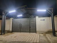 Отдельный дом · 7 комнат · 260 м² · 11 сот., Хусайна 65 — Таукехан магазин 24чеса за 95 млн 〒 в Таразе