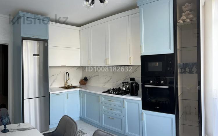3-бөлмелі пәтер · 85 м² · 2/9 қабат, мкр Мамыр-2 — Саина Шаляпина Момушылы, бағасы: 73 млн ₸ в Алматы, Ауэзовский р-н — фото 2