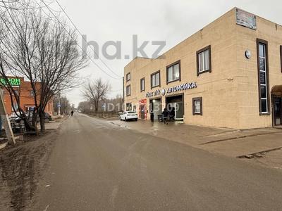 Дүкендер мен бутиктер, жқб, автосервистер мен көлік жуу, сұлулық салондары, білім орталықтары · 500 м², бағасы: 150 млн 〒 в Уральске, мкр. Зачаганск пгт