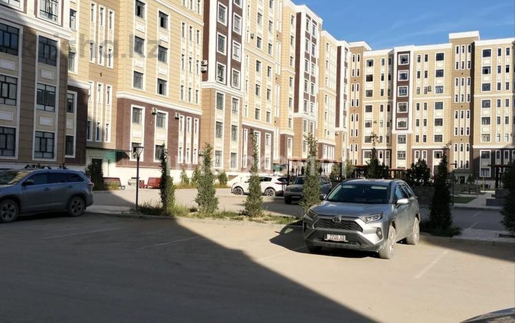 3-комнатная квартира · 105.2 м² · 5/8 этаж, 32А мкр 4 за 27 млн ₸ в Актау — фото 2