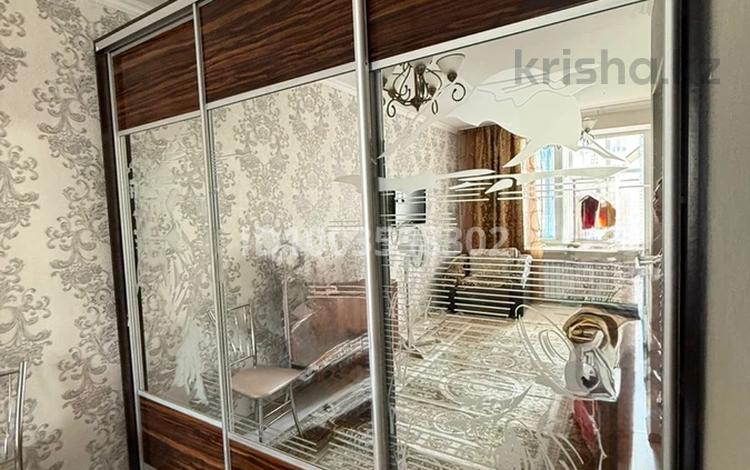 1-комнатная квартира · 42 м² · 4/6 этаж, 38 улица за 200 000 〒 в Астане, Есильский р-н — фото 2