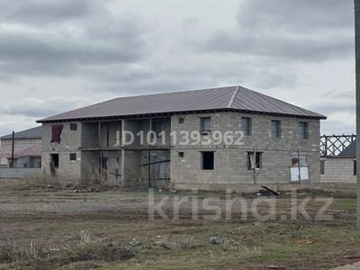 Отдельный дом · 6 комнат · 300 м² · 15 сот., Трасса 1 за 12 млн ₸ в Жалтырколе