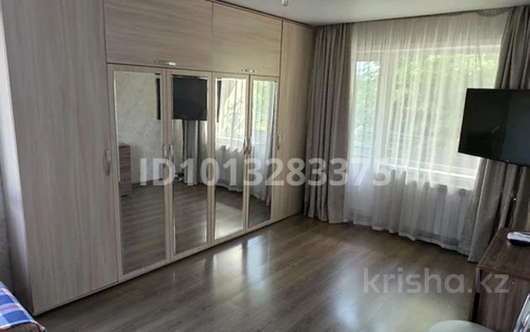2-комнатная квартира · 44 м² · 4/5 этаж, Бурова 8 за 180 000 ₸ в Усть-Каменогорске, Ульбинский — фото 2