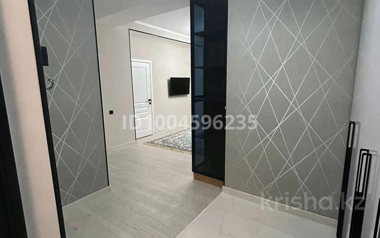 2-комнатная квартира · 60 м² · 9/13 этаж, Байдибек би стр. 127/7 — Астер авто за 260 000 ₸ в Шымкенте, Абайский р-н — фото 4