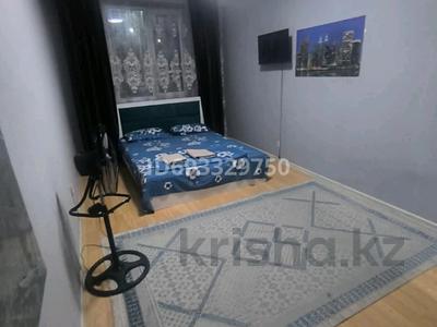 1-комнатная квартира · 45 м² · 2/9 этаж, мкр Аксай-1 11/7 за 13 000 ₸ в Алматы, Ауэзовский р-н