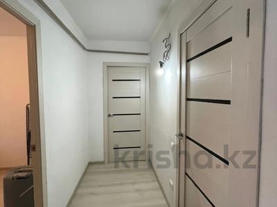 2-комнатная квартира · 45 м² · 2/5 этаж, мкр Юго-Восток, Строителей за 16.9 млн 〒 в Караганде, Казыбек би р-н