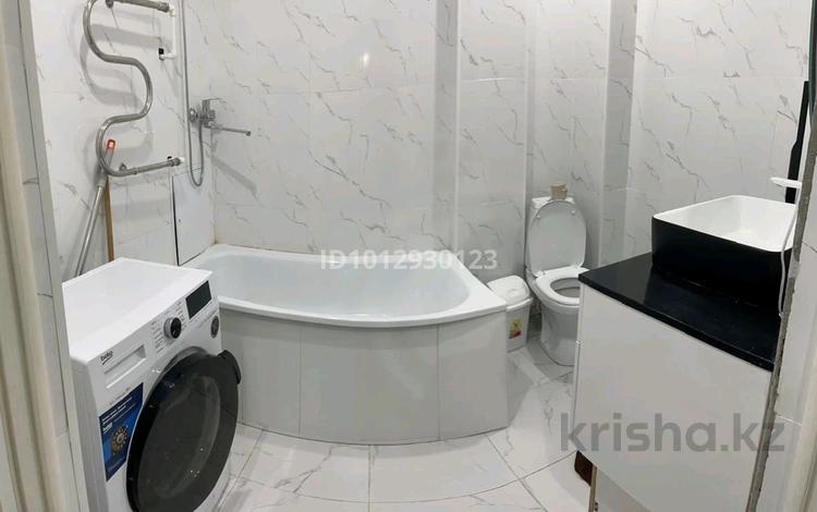 2-бөлмелі пәтер · 65 м² · 6/9 қабат, мкр Нурсая, Елорда 6Б 6/1, бағасы: 270 000 ₸ в Атырау — фото 2