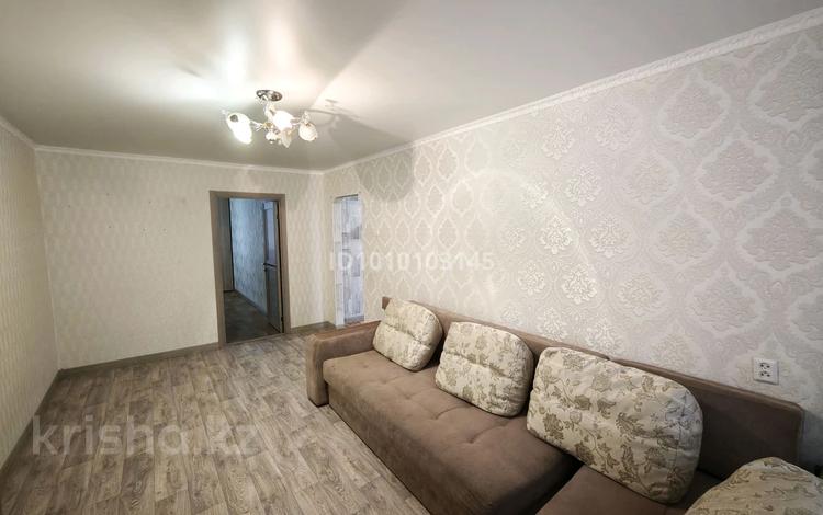 2-комнатная квартира · 44 м² · 1/5 этаж, мкр 5, Тургенева 80а — Абая за 12.5 млн 〒 в Актобе — фото 2