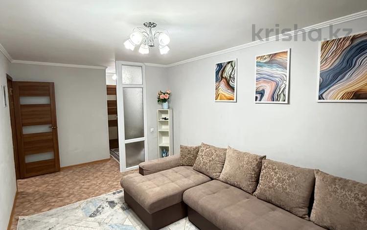 2-комнатная квартира · 51 м² · 2/4 этаж, Толе би 72 — Достоевского напротив мечети за 12 000 〒 в Таразе — фото 2