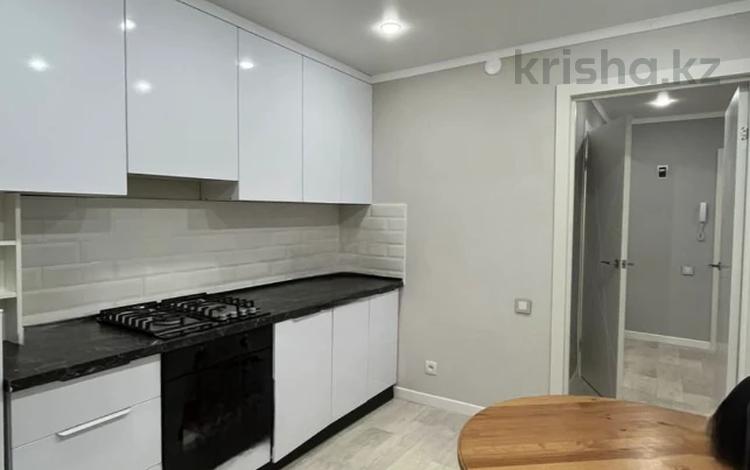 1-бөлмелі пәтер · 41.5 м² · 4/9 қабат, Курмангазы 152, бағасы: 16.5 млн ₸ в Уральске — фото 2