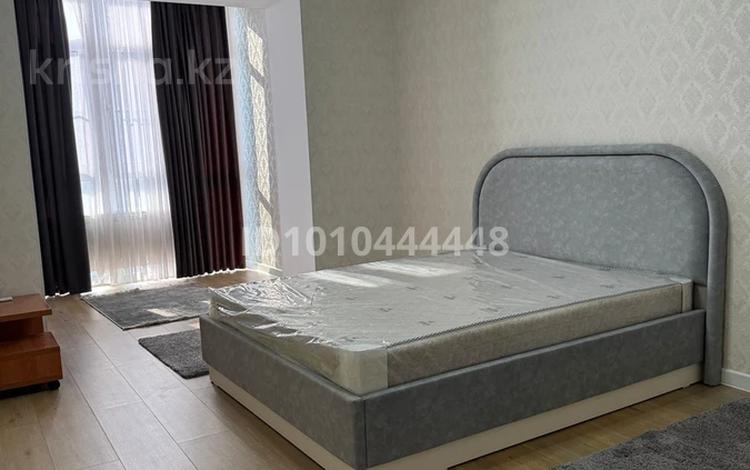 1-комнатная квартира · 45 м² · 7/9 этаж, мкр. Алтын орда, Алия Молдагулова 66/1 — Напротив Орда палас за 180 000 ₸ в Актобе — фото 2