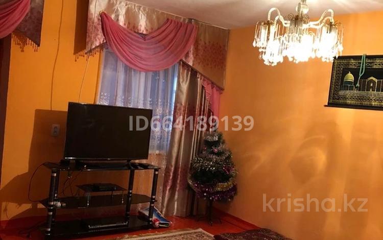 Отдельный дом · 10 комнат · 238 м² · 15 сот., Аймауытов 6 за 18 млн ₸ в Шардара — фото 2