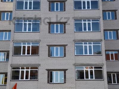 1-бөлмелі пәтер · 50 м² · 2/5 қабат, мкр. Алтын орда, бағасы: 15 млн ₸ в Актобе