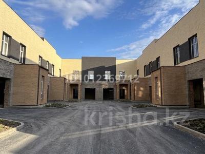 4-комнатная квартира · 160 м², ул. Жанторе Абишева 49А — Мкрн Таугуль за 48 млн ₸ в Караганде