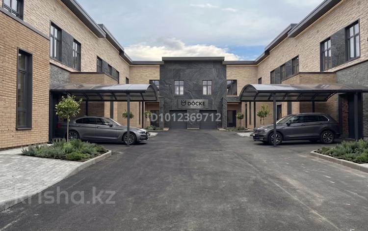 4-бөлмелі пәтер · 160 м², ул. Жанторе Абишева 49А — Мкрн Таугуль, бағасы: 48 млн ₸ в Караганде — фото 10