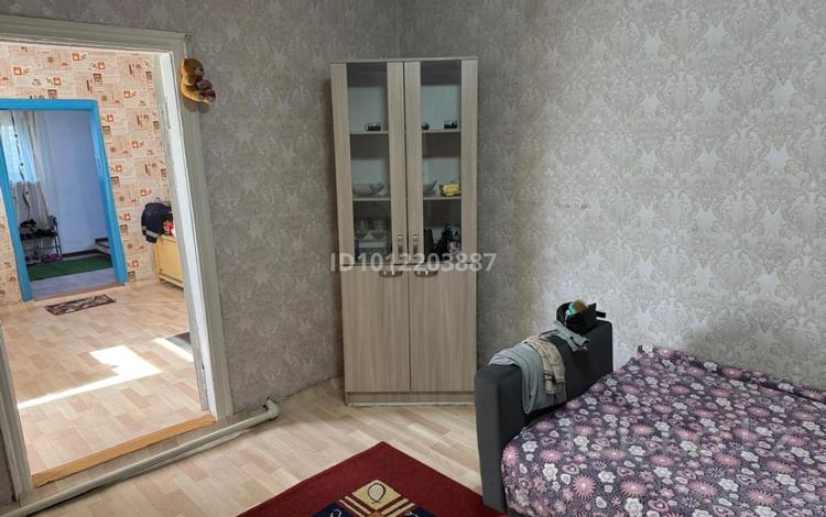 Часть дома · 3 комнаты · 80 м² · 4 сот., 2линия,дом 43, квартира1 43 за 10 млн ₸ в Семее — фото 2