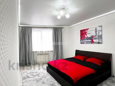 Аренда квартир посуточно в Алматы: 2-комнатная квартира · 70 м² · 9/13 этаж, мкр Нуркент, Мкр Нуркент (Алгабас-1) — Рыскулова-Момышулы за 17 000 〒 2-комнатная квартира · 70 м² · 9/13 этаж, мкр Нуркент, Мкр Нуркент (Алгабас-1) — Рыскулова-Момышулы за 17 000 〒 в Алматы, Алатауский р-н