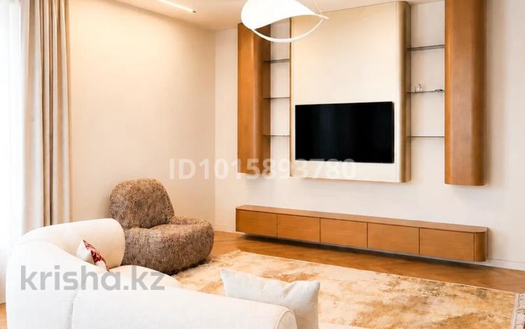3-комнатная квартира · 130 м² · 15/22 этаж, Бухар жырау 26 за ~ 240 млн ₸ в Астане, Есильский р-н — фото 2