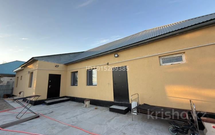 Отдельный дом · 4 комнаты · 70 м² · 8 сот., Арай-13 23 — Набережная,ул Тауелсиздик,Текей батыра за 22 млн ₸ в  — фото 2