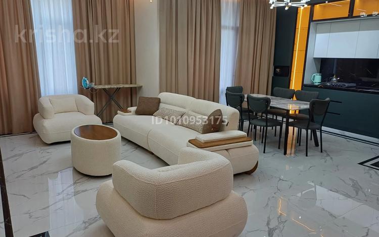 3-комнатная квартира · 100 м² · 2/3 этаж, Батырбекова 5 за 30 000 ₸ в Туркестане — фото 2
