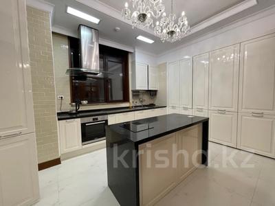 5-комнатная квартира · 213 м² · 14/31 этаж, Ахмет Байтурсынулы 9 — Блок - F за 1.3 млн 〒 в Астане, Сарайшык р-н