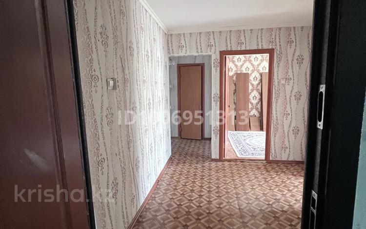 2-комнатная квартира · 55 м² · 3/5 этаж, Старый город, Кереева — Старый часть за 140 000 〒 в Актобе — фото 2