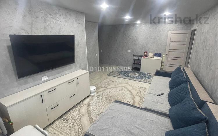 2-комнатная квартира · 46 м² · 3/5 этаж, Просп. Ауэзова 13 за 21 млн 〒 в Усть-Каменогорске, Ульбинский — фото 5