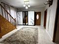 Дом · 4 комнаты · 160 м², Карабая мусабайая 42б — Коричневый ворота за 25 000 ₸ в Бурабае — фото 4