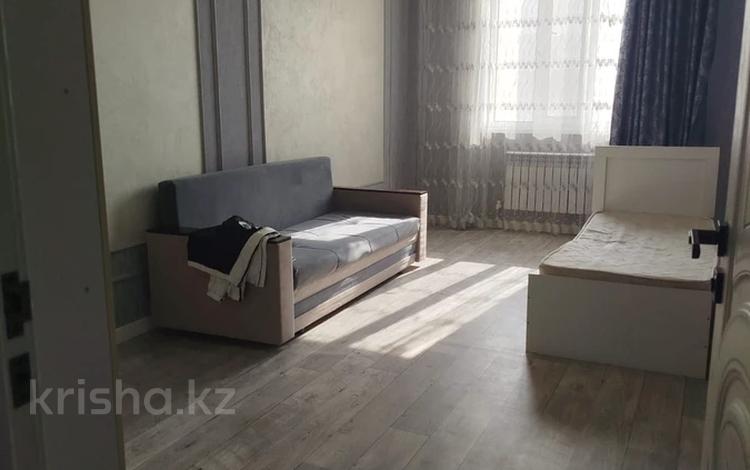 2-бөлмелі пәтер · 70 м², 4 мкр, бағасы: 200 000 ₸ в Конаеве — фото 2