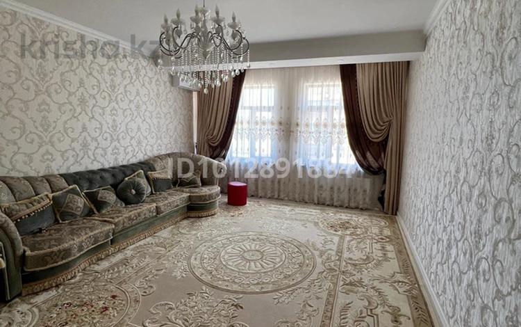 3-комнатная квартира · 136 м² · 8/10 этаж, 17-й мкр 18/3 за 62 млн ₸ в Актау — фото 2