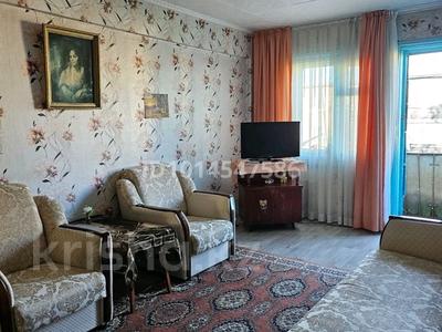 3-бөлмелі пәтер · 57.8 м² · 2/2 қабат, Новостроевская, бағасы: 4 млн ₸ в Секисовке