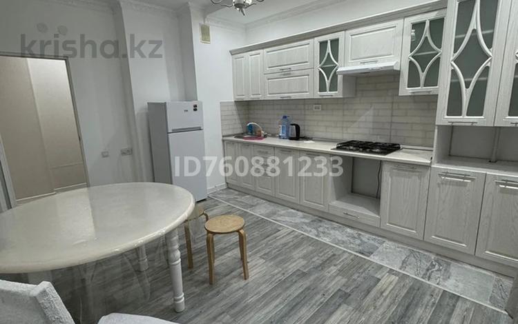 2-комнатная квартира · 60 м², мкр Нурсая 63 за 2 500 〒 в Атырау — фото 3