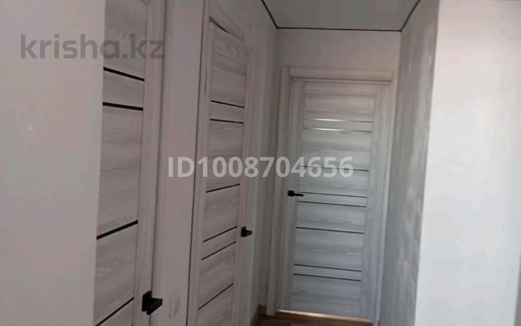 3-бөлмелі пәтер · 80.6 м² · 9/9 қабат, М.Горького 14, бағасы: 43 млн ₸ в Петропавловске — фото 10