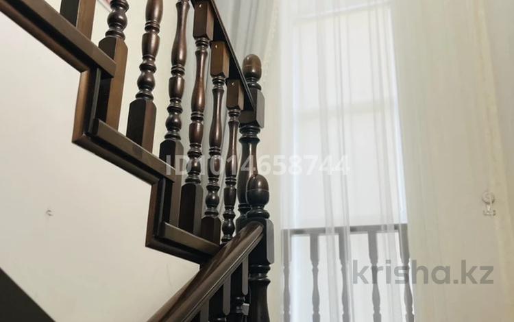 Жеке үй · 7 бөлме · 252 м² · 10 жүзд., Кенесары хана, бағасы: 300 000 ₸ в Актобе, жилой массив Акжар-2 — фото 2