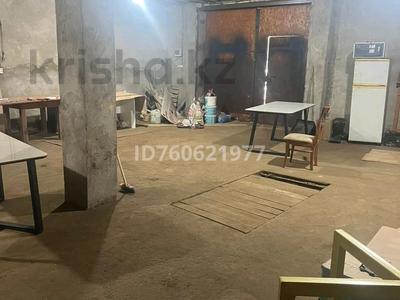 Гараж · 100 м² · мкр. Алтын орда — Санкибай батыра Холелдосмухамедулы за 50 000 〒 в Актобе