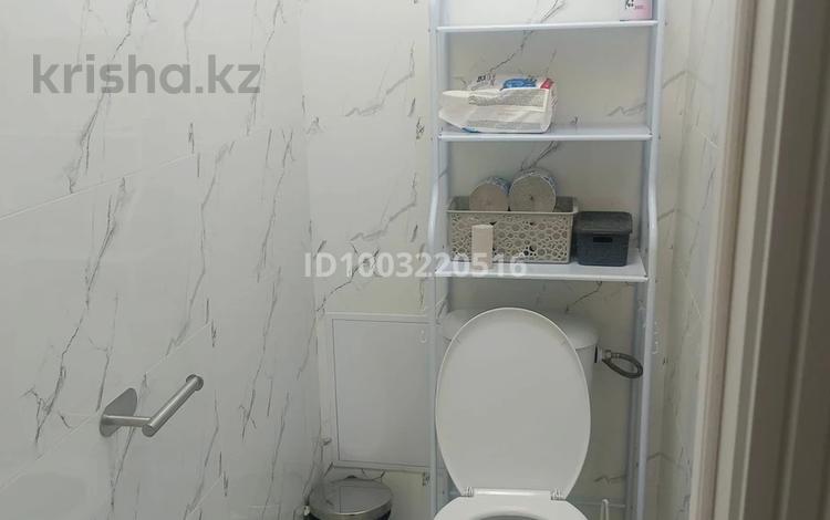 2-комнатная квартира · 56 м² · 3/9 этаж, мкр Уркер 2/1 — Расположение: • Левый берег, район Нура. • Находится в жилом массиве Шыгыс-1, недалеко от улиц Кошкарбаева и проспекта Туран. • Вблизи также расположены: улица Сарыарка, Хусейн бен Талал, и Тлендиева. за 260 000 ₸ в Астане, Нура р-н — фото 2