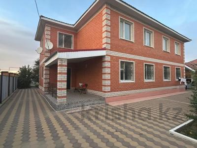 Отдельный дом · 9 комнат · 326.6 м² · 10 сот., Ынтымак за 65 млн 〒 в Актобе, жилой массив Жанаконыс